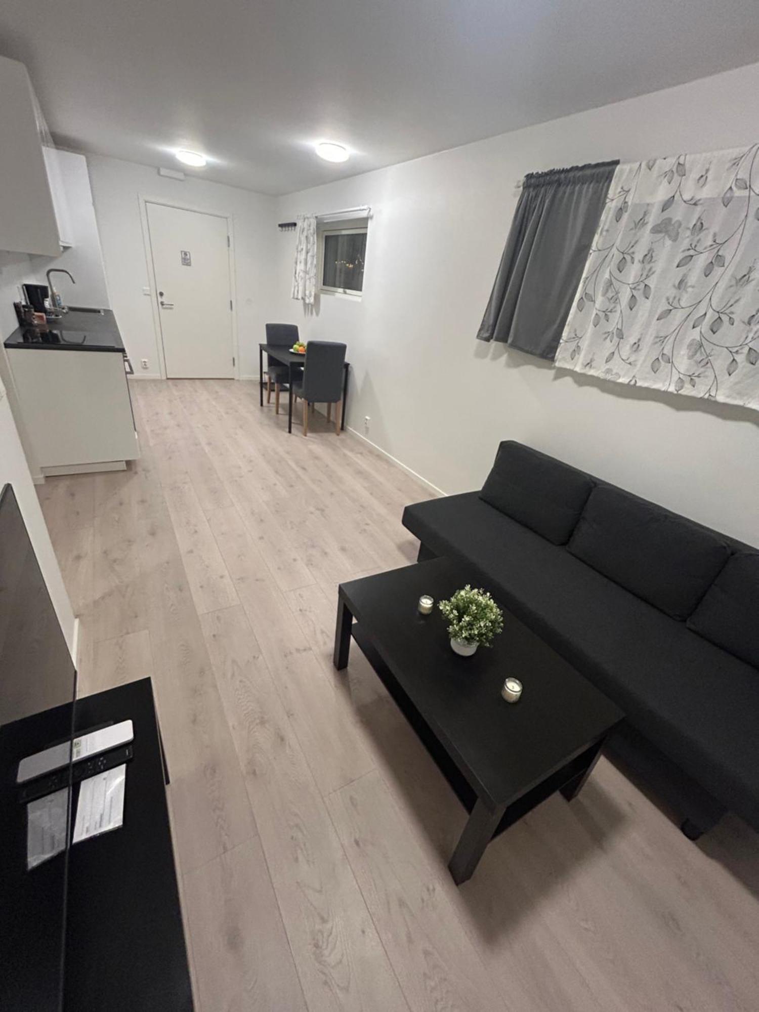 Temis Apartment, Private New 1 Bed And 1 Living With Sofa Bad And Lagre Kitchen, Share With Nobody