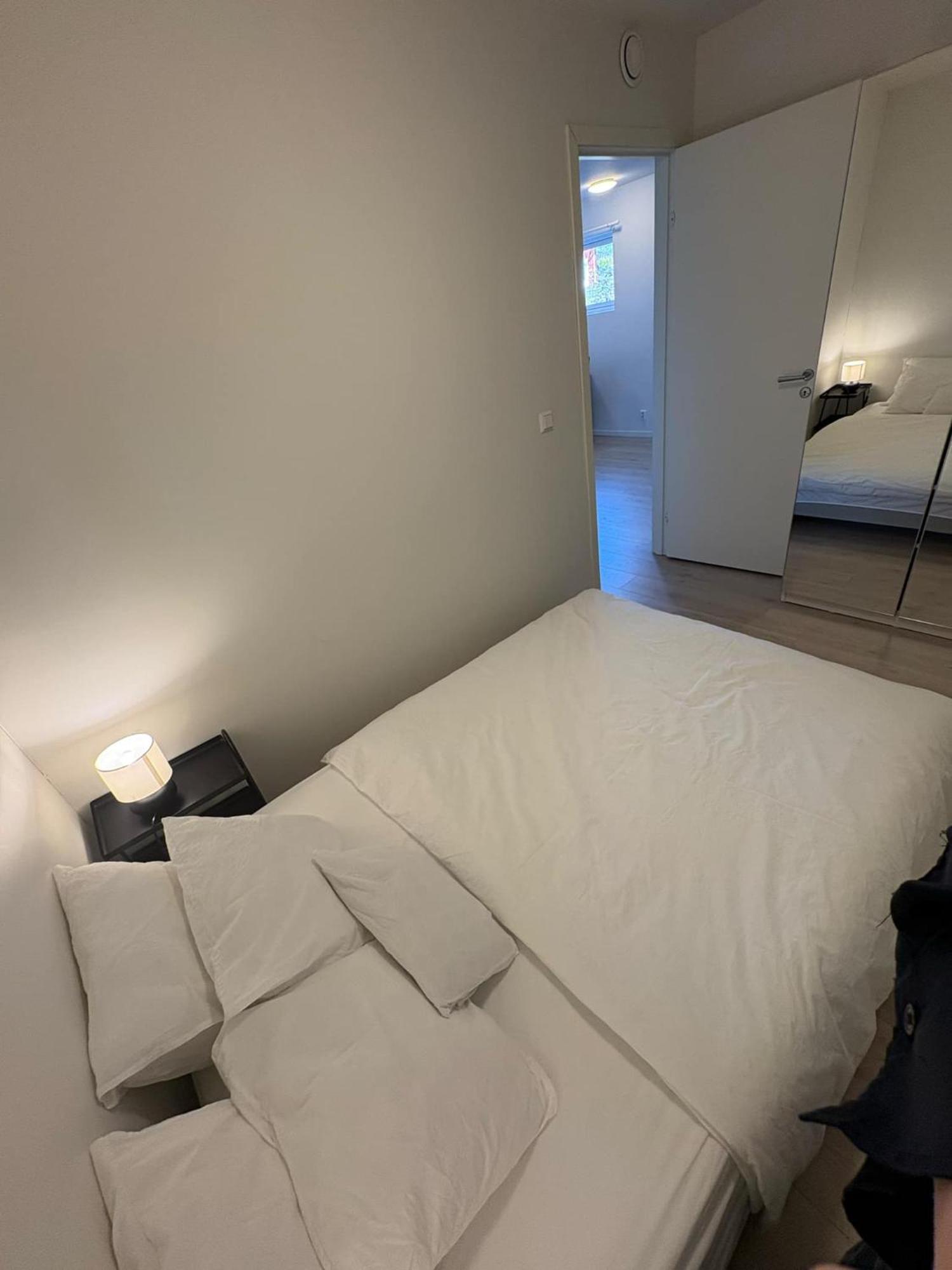 Appartamento Temis Apartment, Private New 1 Bed And 1 Living With Sofa Bad And Lagre Kitchen, Share With Nobody *
