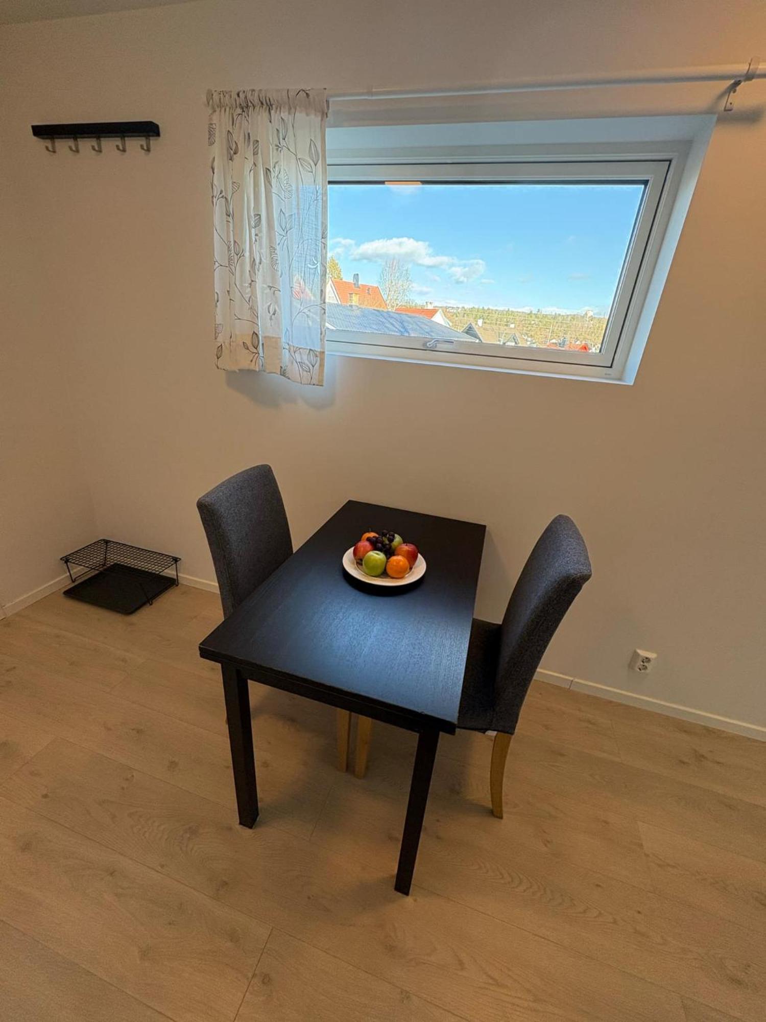 Temis Apartment, Private New 1 Bed And 1 Living With Sofa Bad And Lagre Kitchen, Share With Nobody